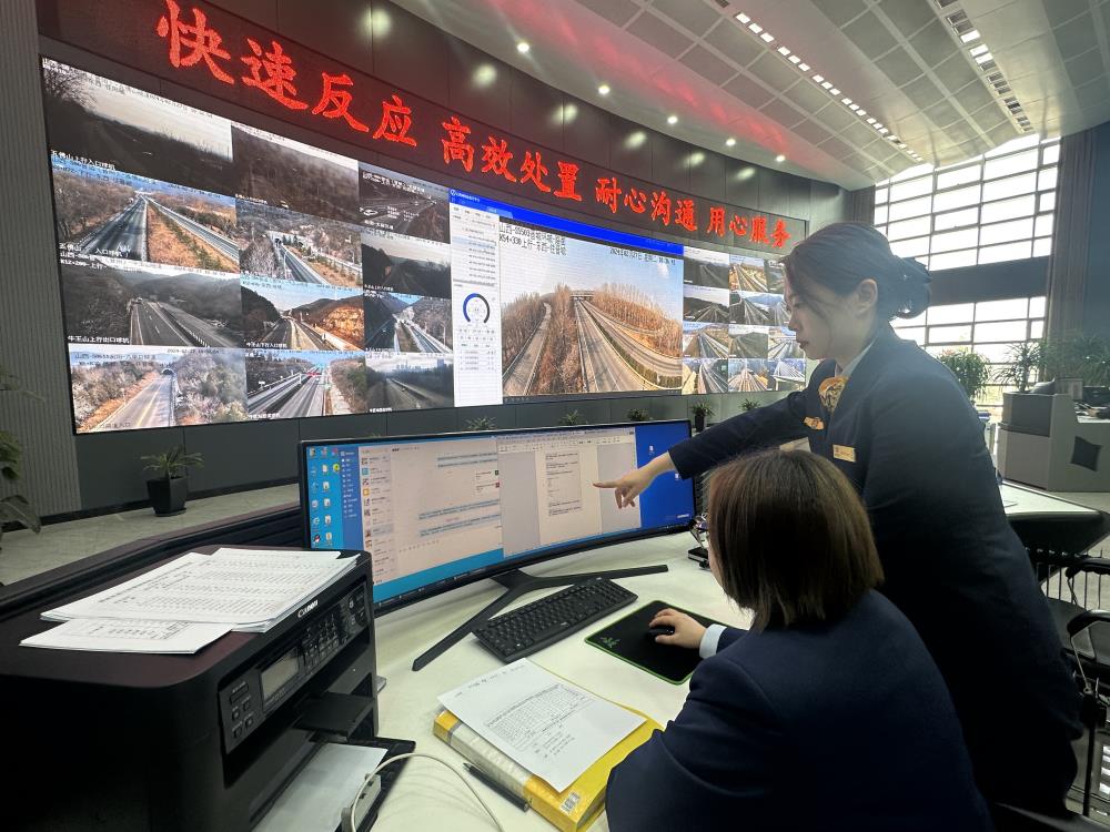 晋城公司：一线交控人 十七载坚守，，，，，织就高速公路清静网.jpg